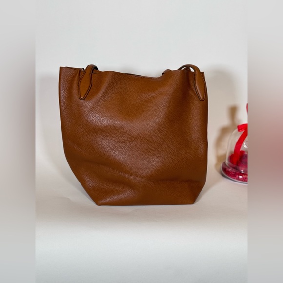 NWOT Madewell The Shopper Tote in Soft Grain Pebbled Leather - Picture 8 of 10